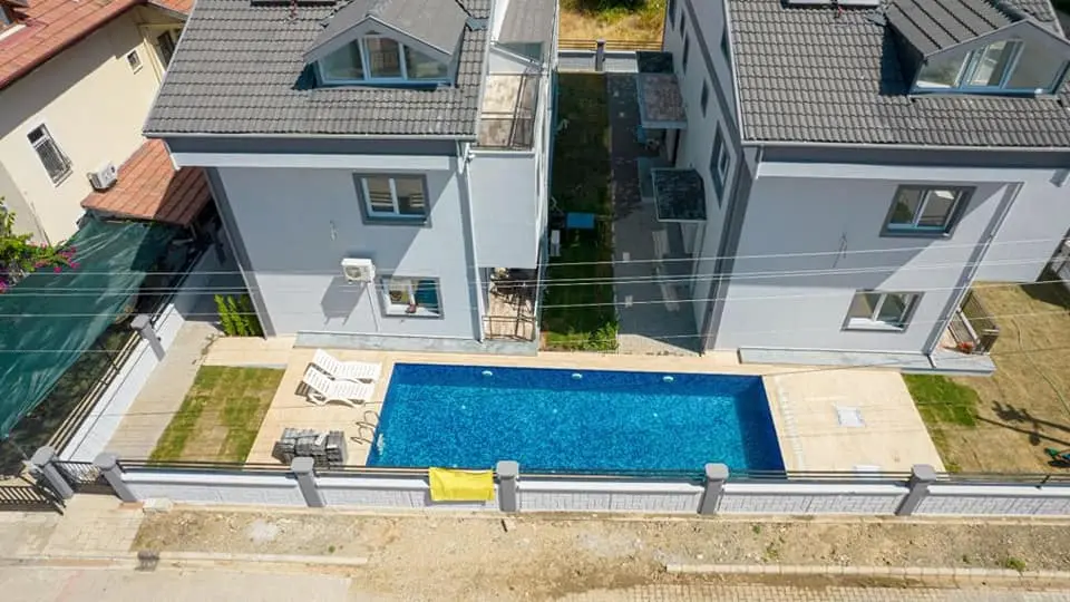 Homes in Calis